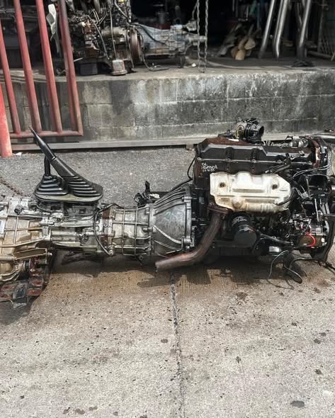 5L MANUAL ENGINE